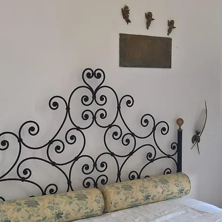 Case Vacanze Garibaldi וילה
